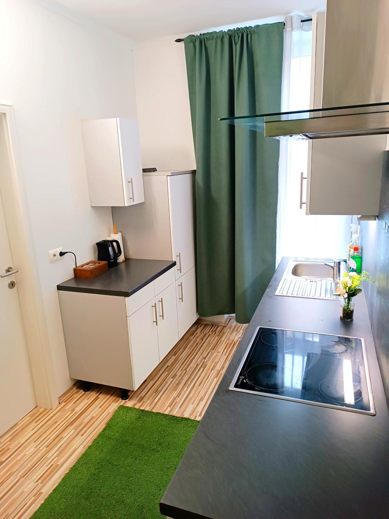 Family Apartments 2 Room'S Centre Muerzzuschlag Экстерьер фото