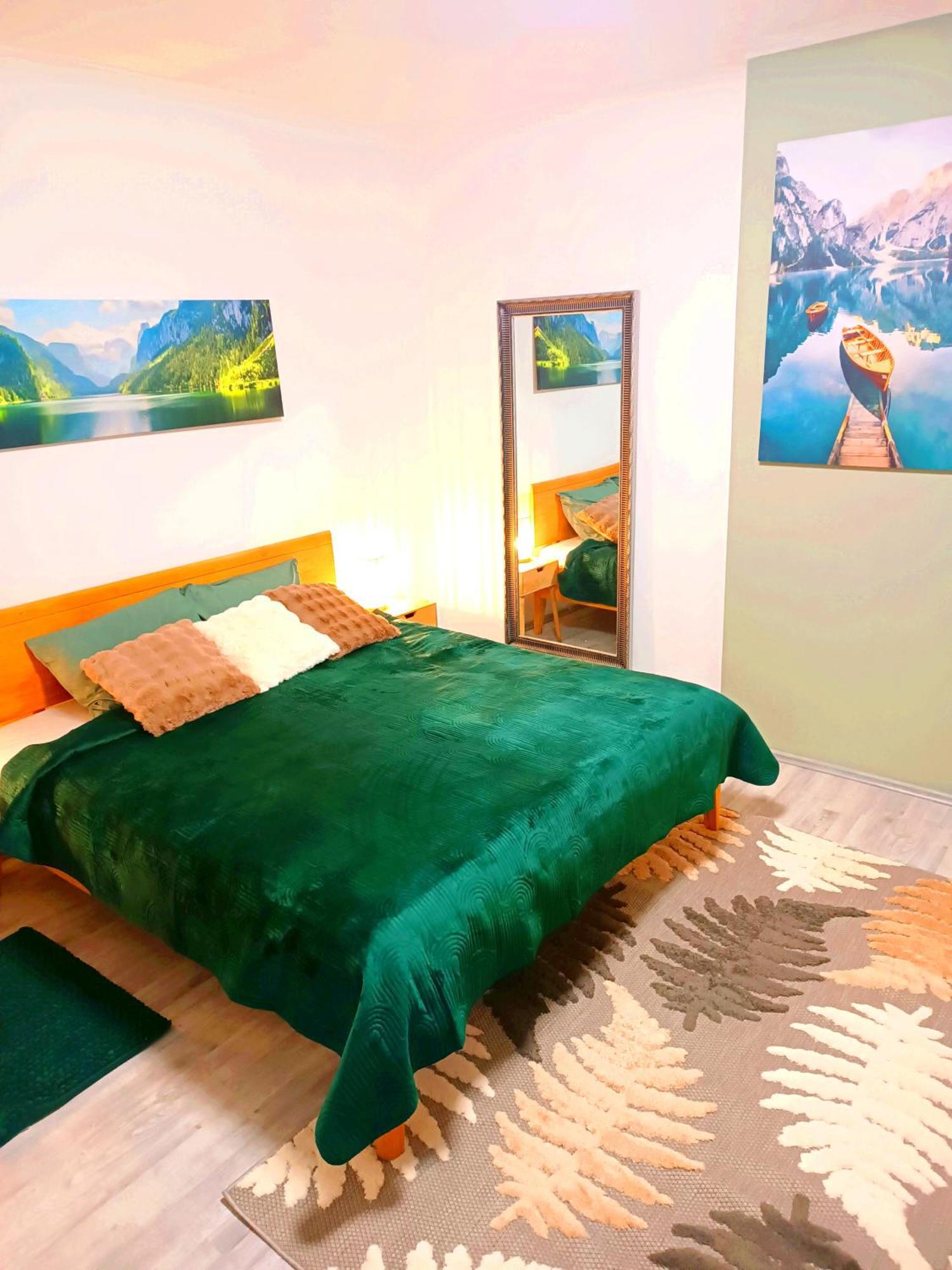 Family Apartments 2 Room'S Centre Muerzzuschlag Экстерьер фото